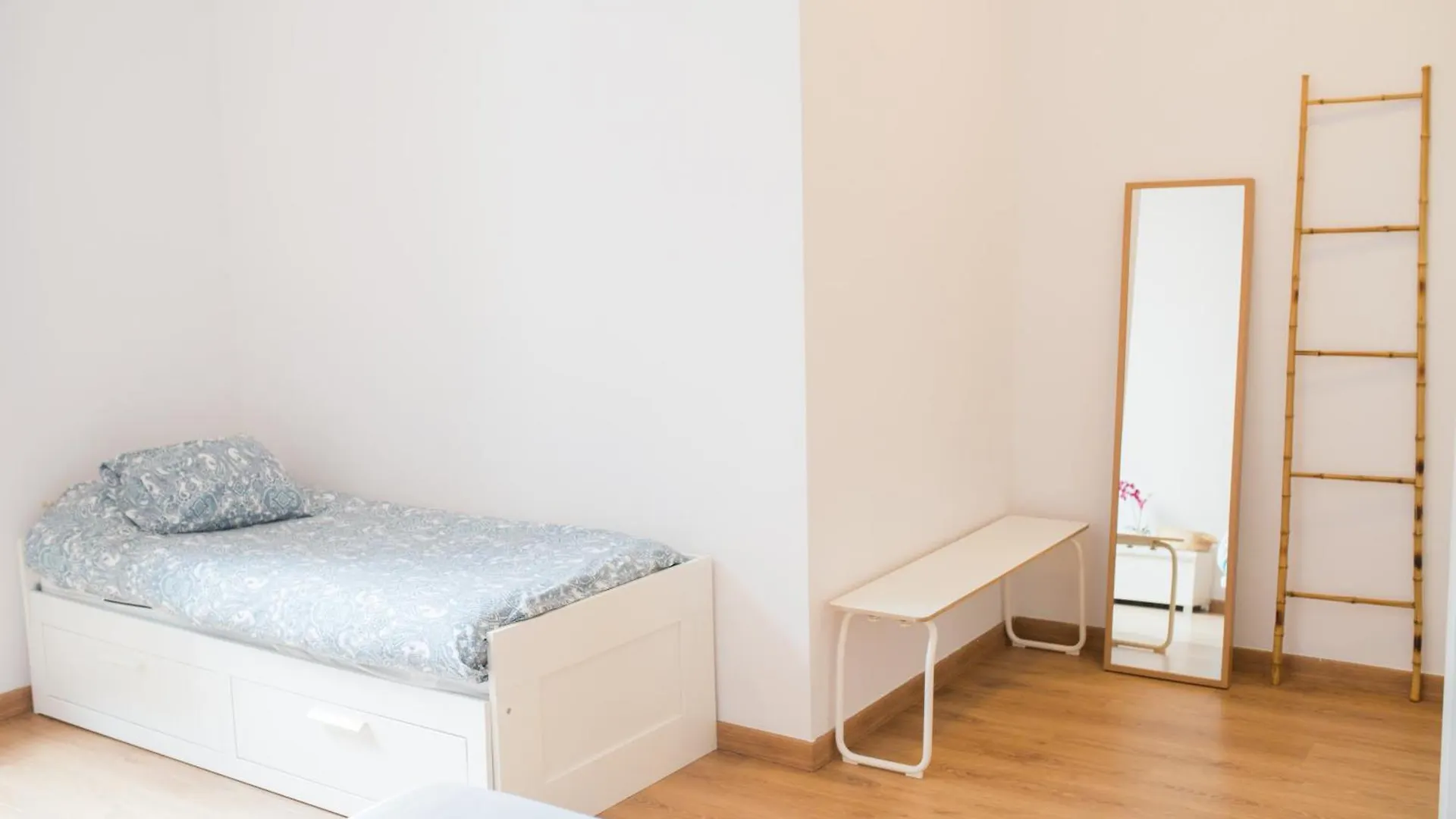 Central Apartment In Sant Antoni Barselona 0*,  İspanya