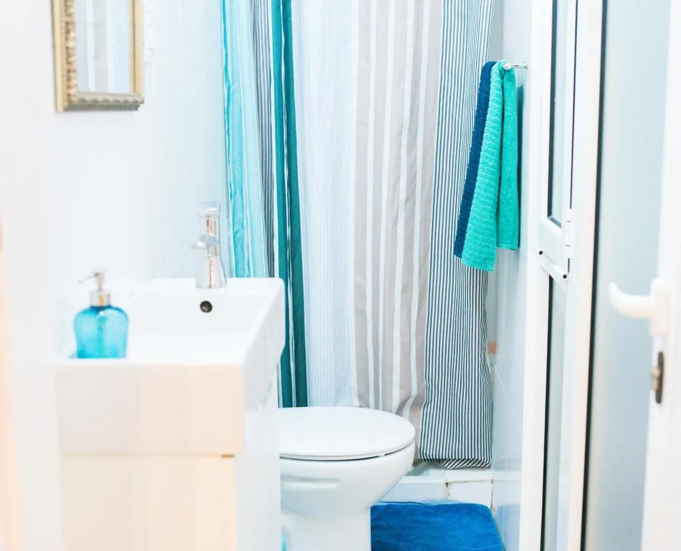 Central Apartment In Sant Antoni Barcelona